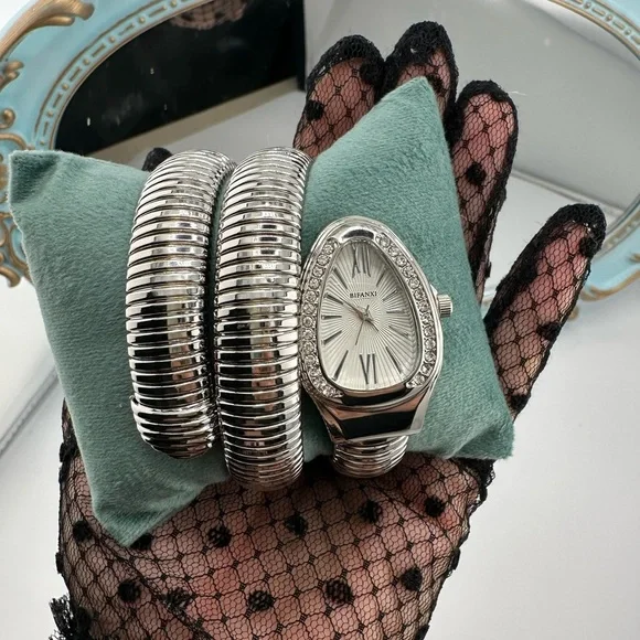 Luxury Serpenti Elegant Silver Wrap Women's Watch - Picture 7 of 11